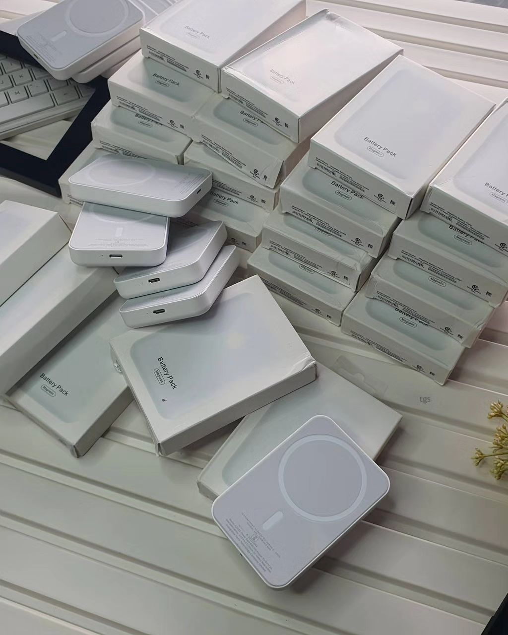 MagSafe - Zenitt Wireless Powerbank - 10000Mah